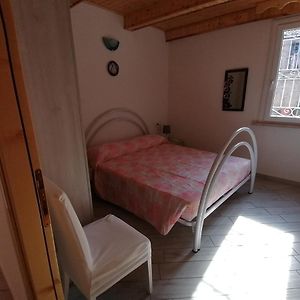 Camera con letto king size
